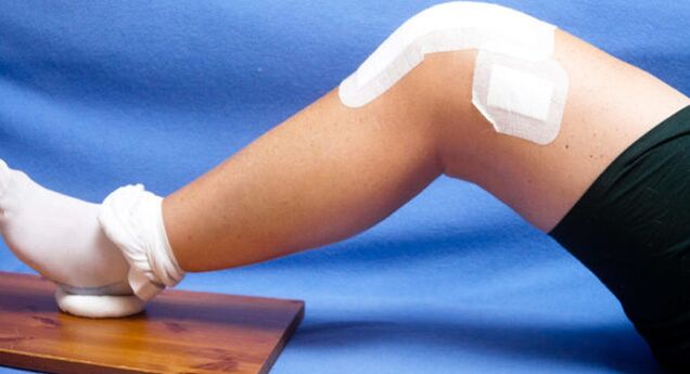 the use of a therapeutic patch for arthrosis of the knee joint